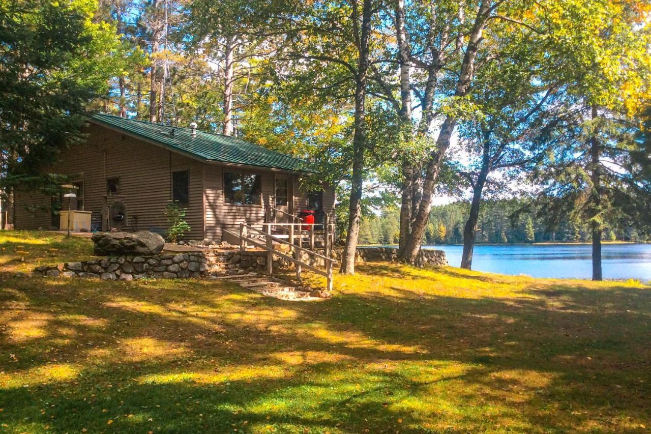 Hotter'S Cabin Sayner Extérieur photo